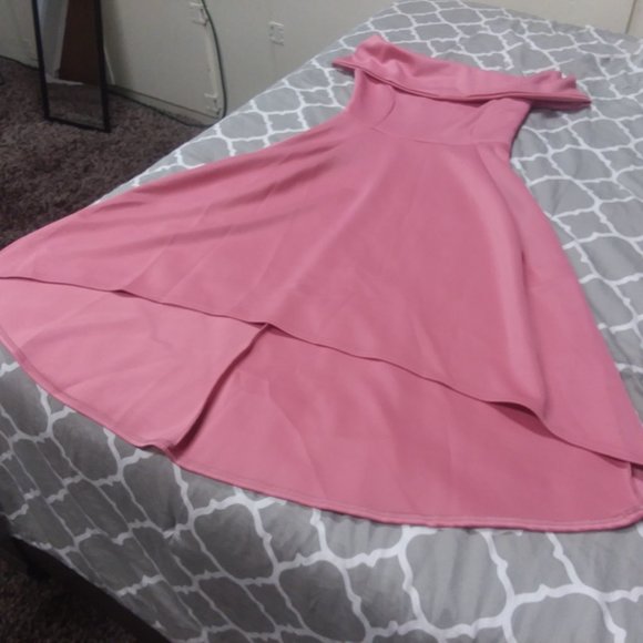 Blush off shoulder skater dress - Picture 4 of 4